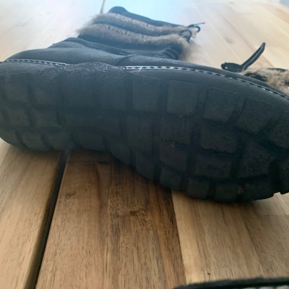 Saute mouton suede and fur boot - Picture 7 of 9